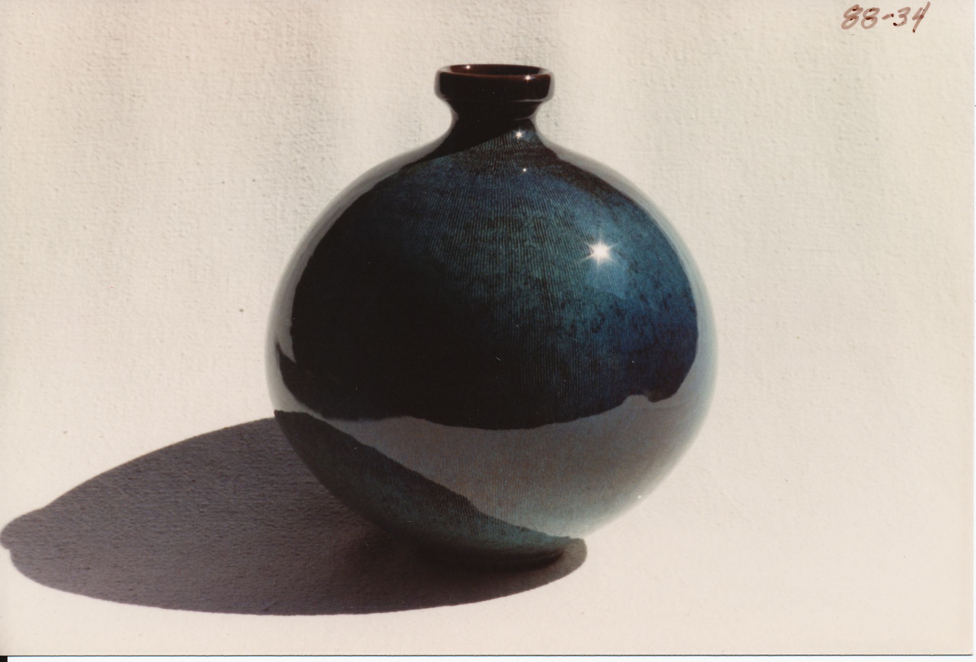 Sphere Bottle (Ball Vase)