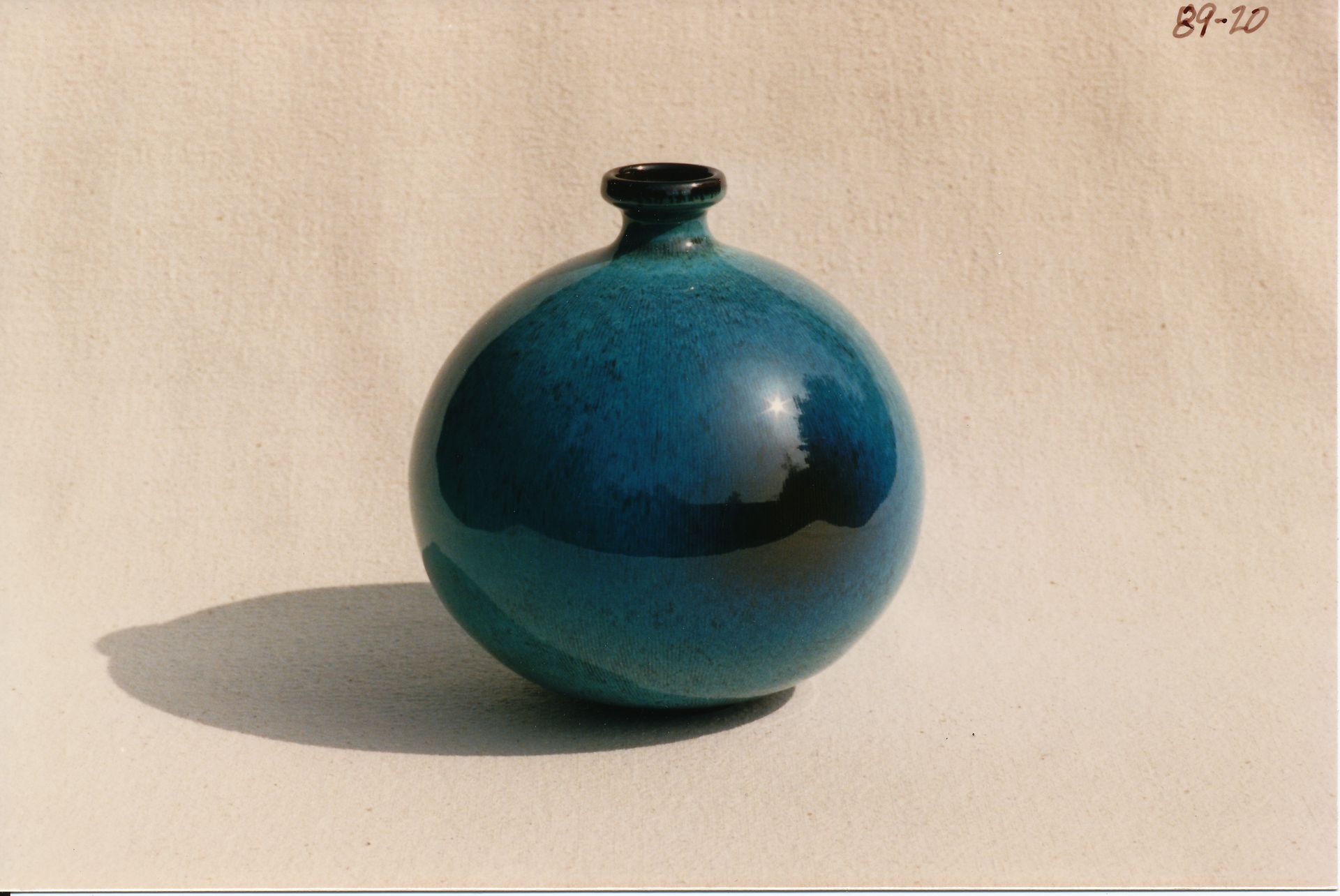 Sphere Bottle (Ball Vase)