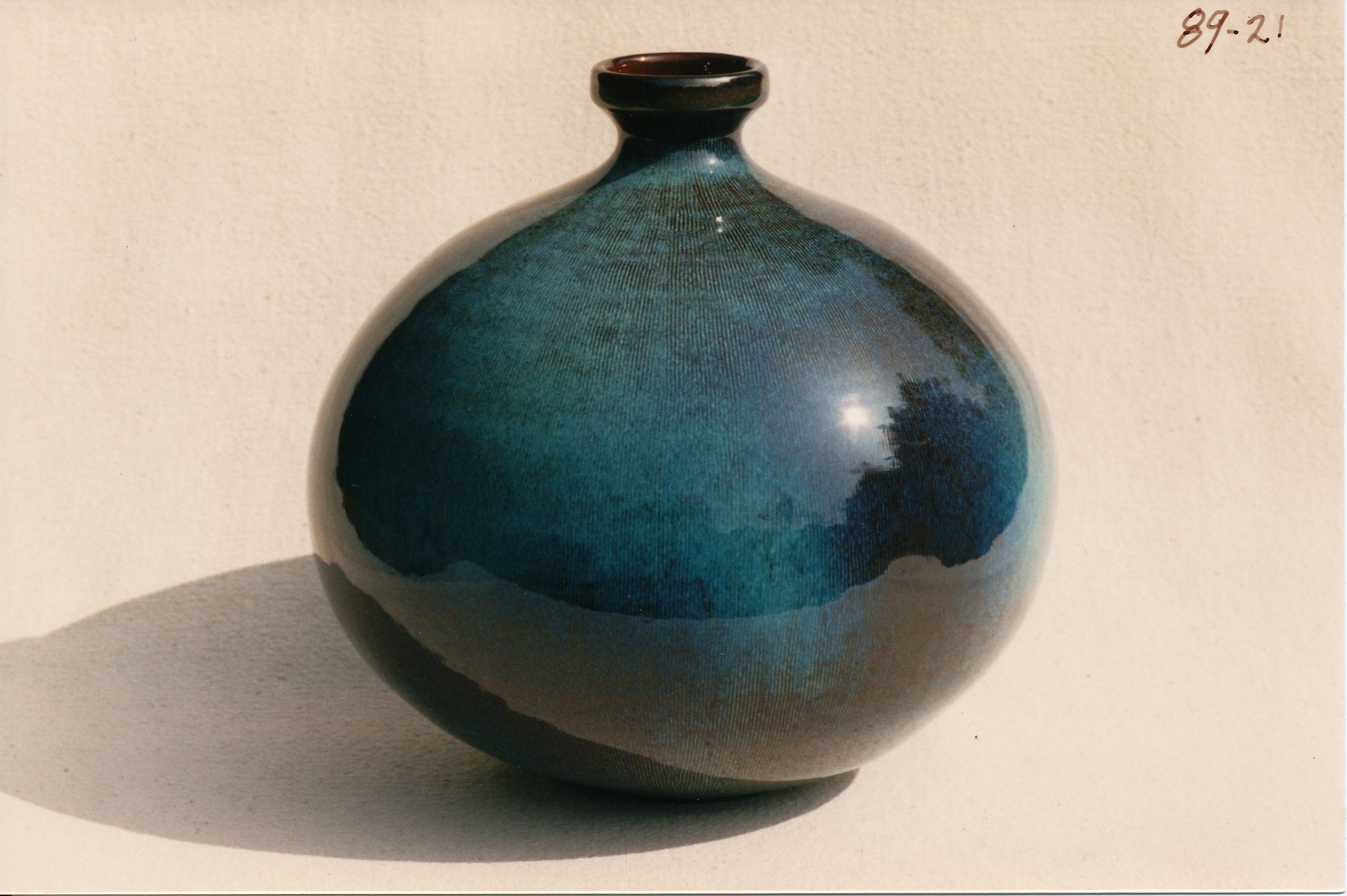 Sphere Bottle (Ball Vase)