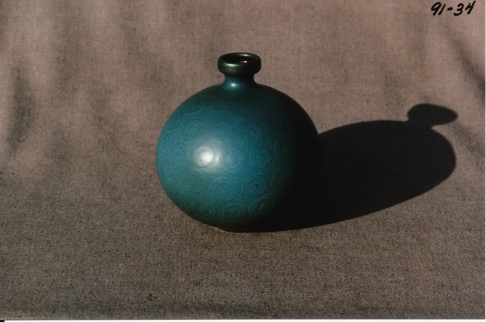 Sphere Bottle (Ball Vase)