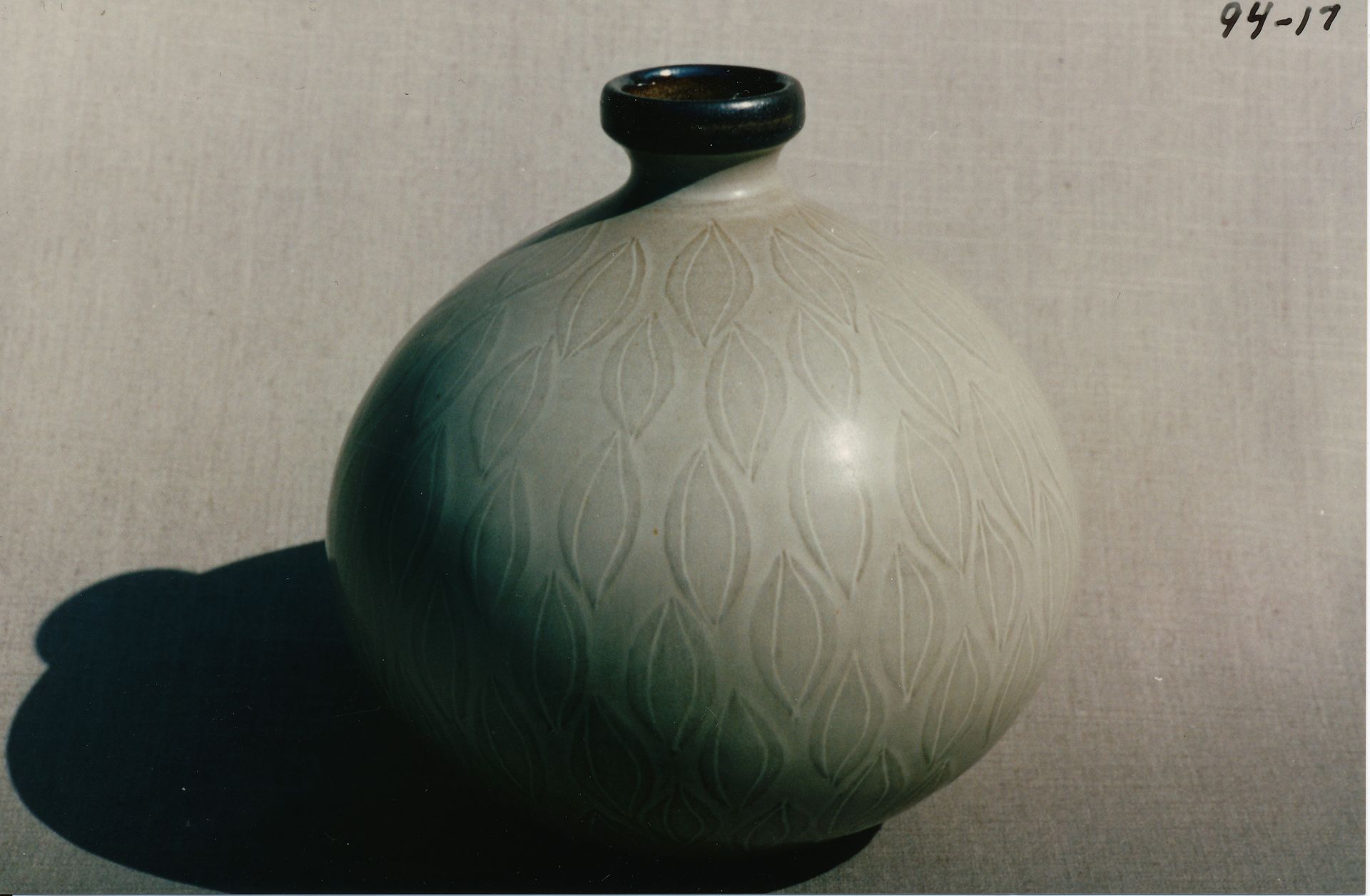 Sphere Bottle (Ball Vase)