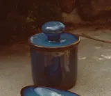 Covered jar w/ ball knob