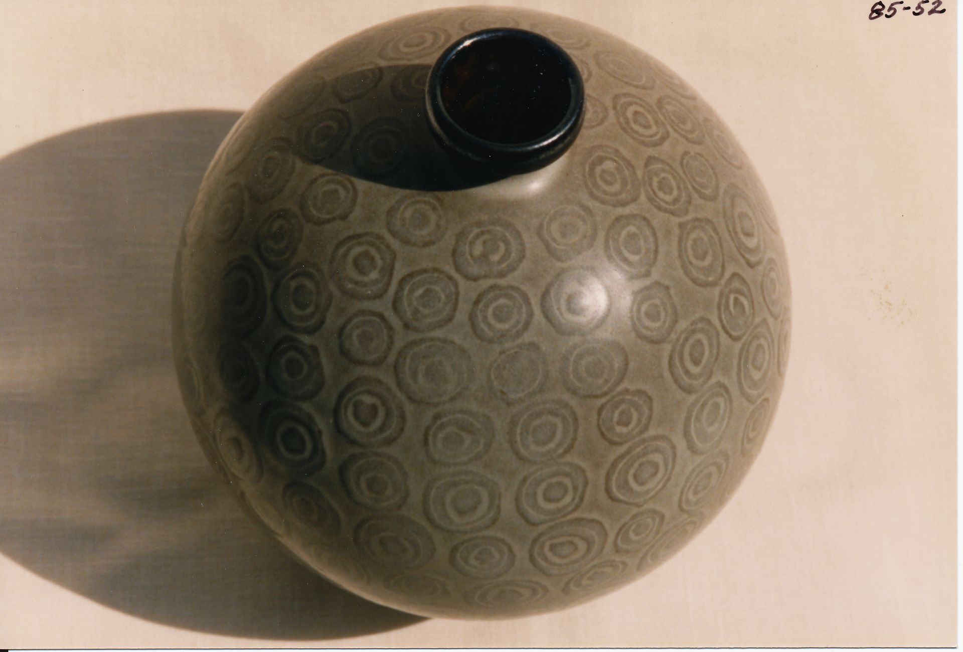 Ball Vase (Sphere Bottle)