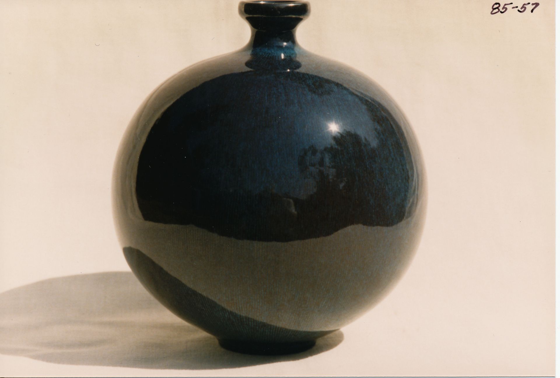 Ball Vase (Sphere Bottle)