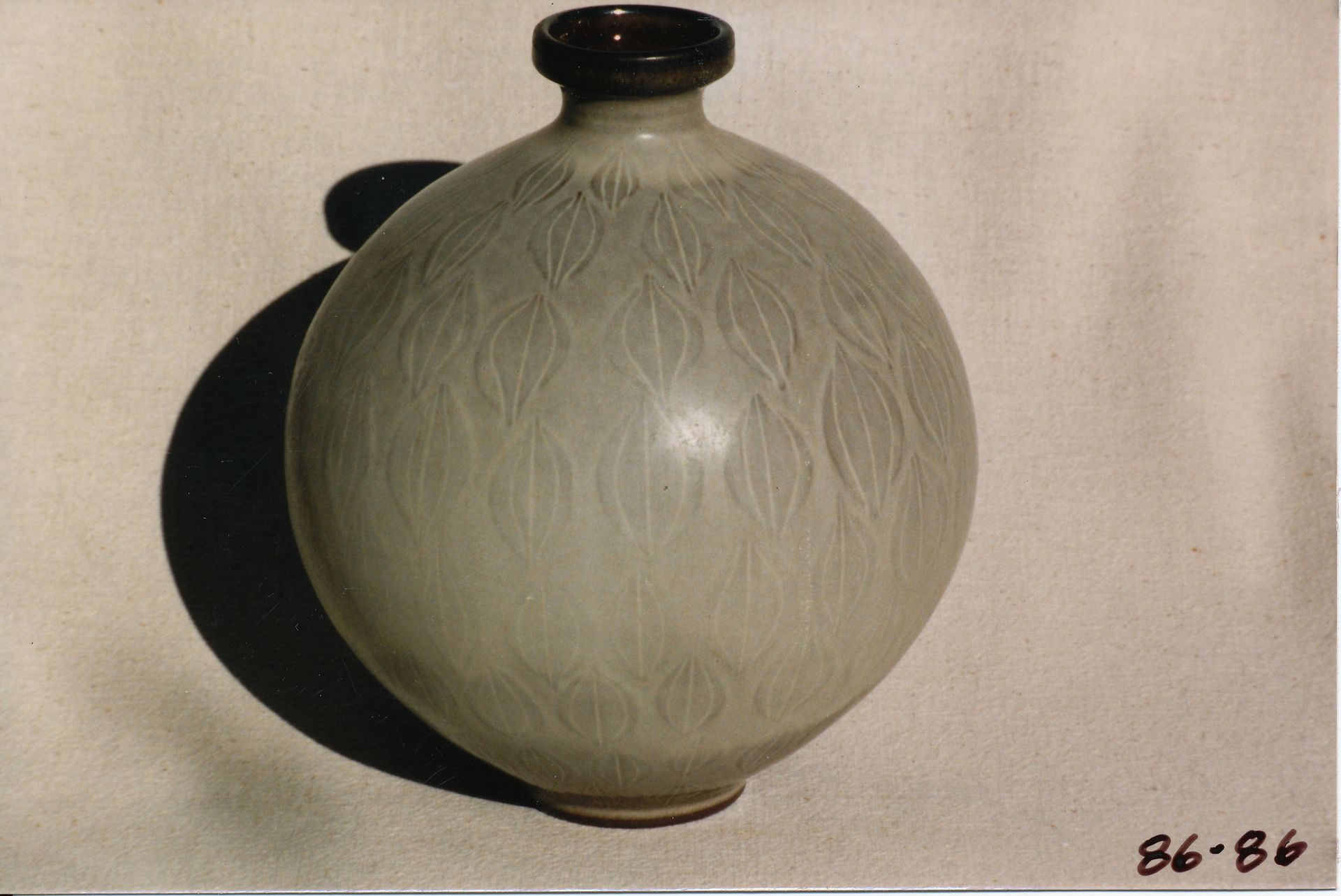 Sphere Bottle (Ball Vase)