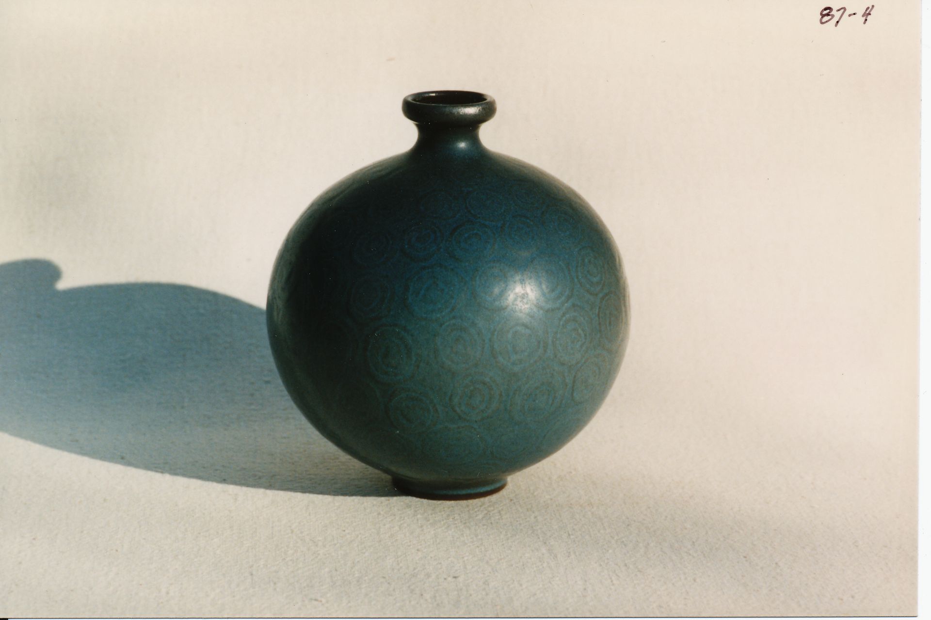 Ball Vase (Sphere Bottle)