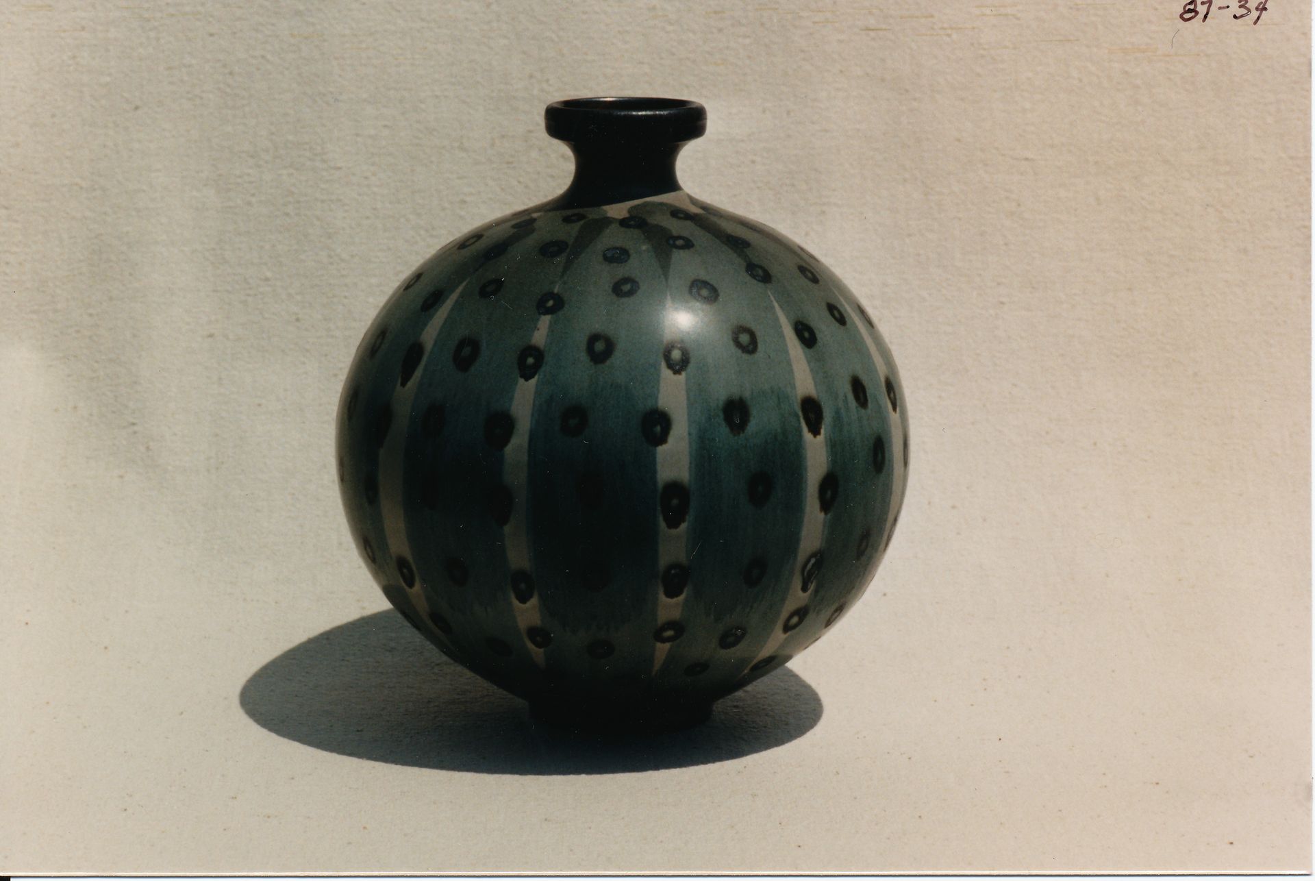 Sphere Bottle (Ball Vase)